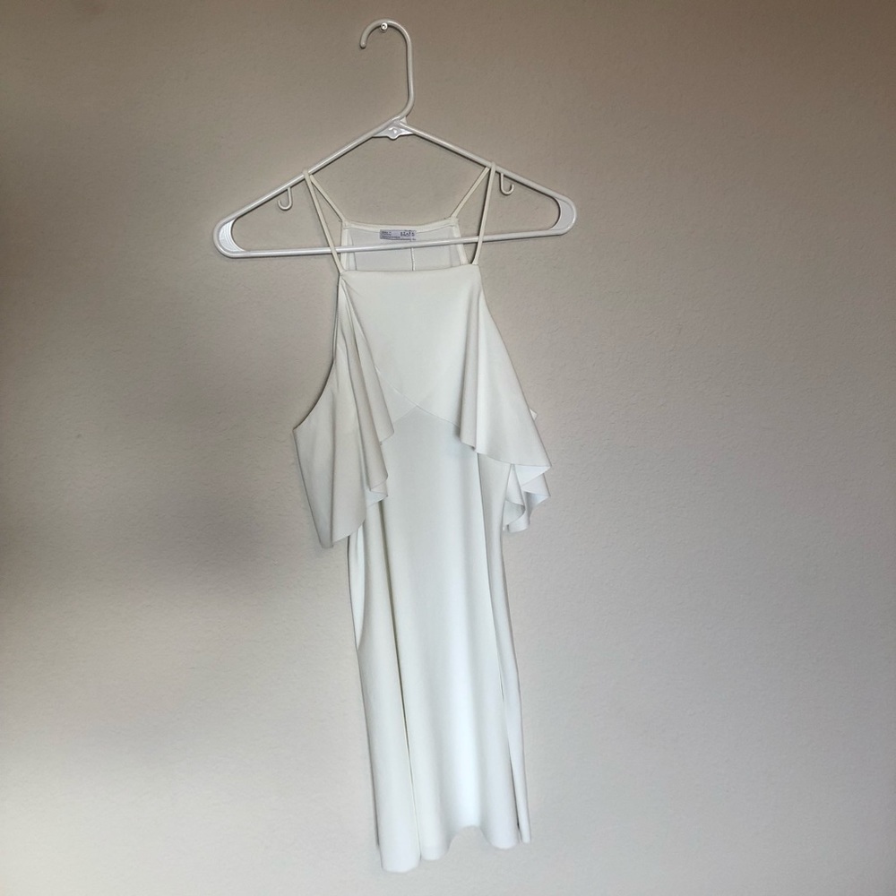 NEW WITH TAG Zara white cold shoulder dress size S